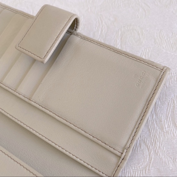 GUCCI Guccissima Bow Signature Wallet - Picture 4 of 14